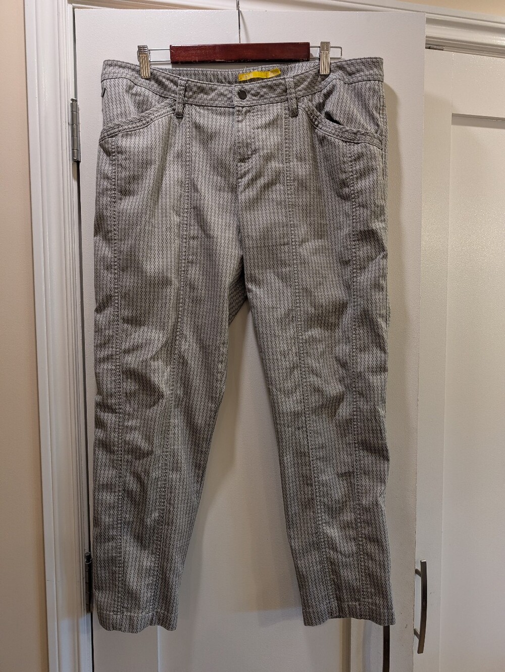 Lolë Women's Stretch Ankle Pants14